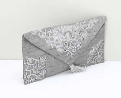 Poly Dupyoni Embroidery Hand Bag